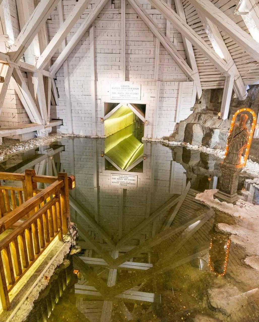 Underground salt chapel